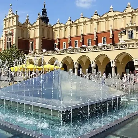 Plants Market Wawel Close Too منزل للإقامة